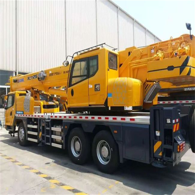 泸县离这最近出租吊车电话