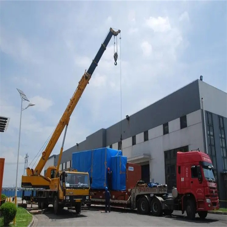 泸县50吨吊车吊一次多少钱